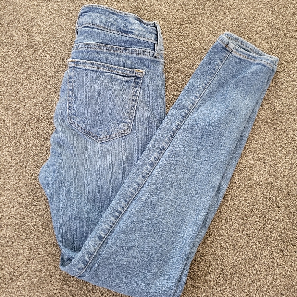Loved LOFT jeans. Size 0.